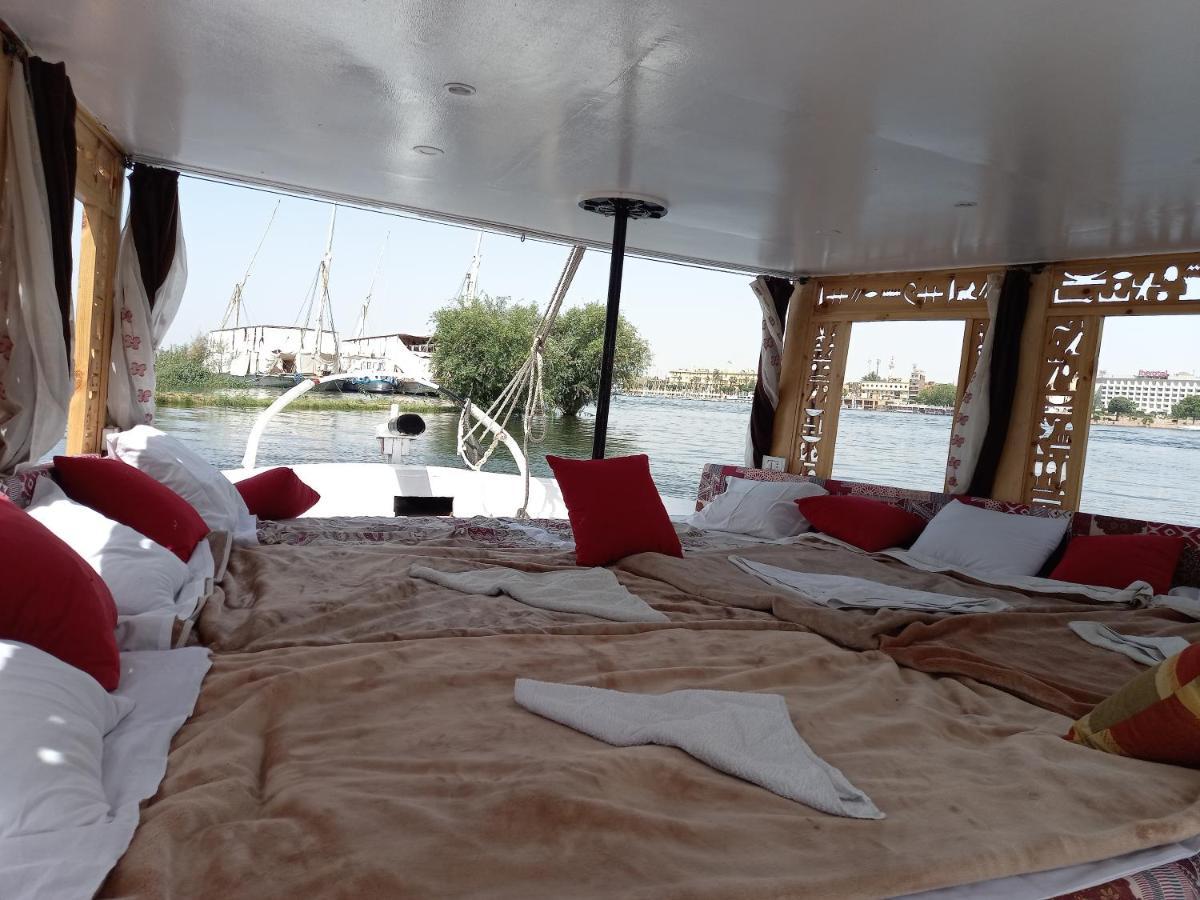 Nile Sunrise Felucca Boat Private Rental Luksor Dış mekan fotoğraf