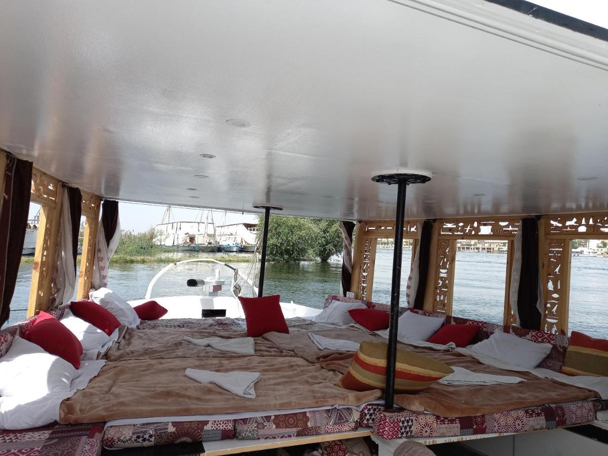 Nile Sunrise Felucca Boat Private Rental Luksor Dış mekan fotoğraf