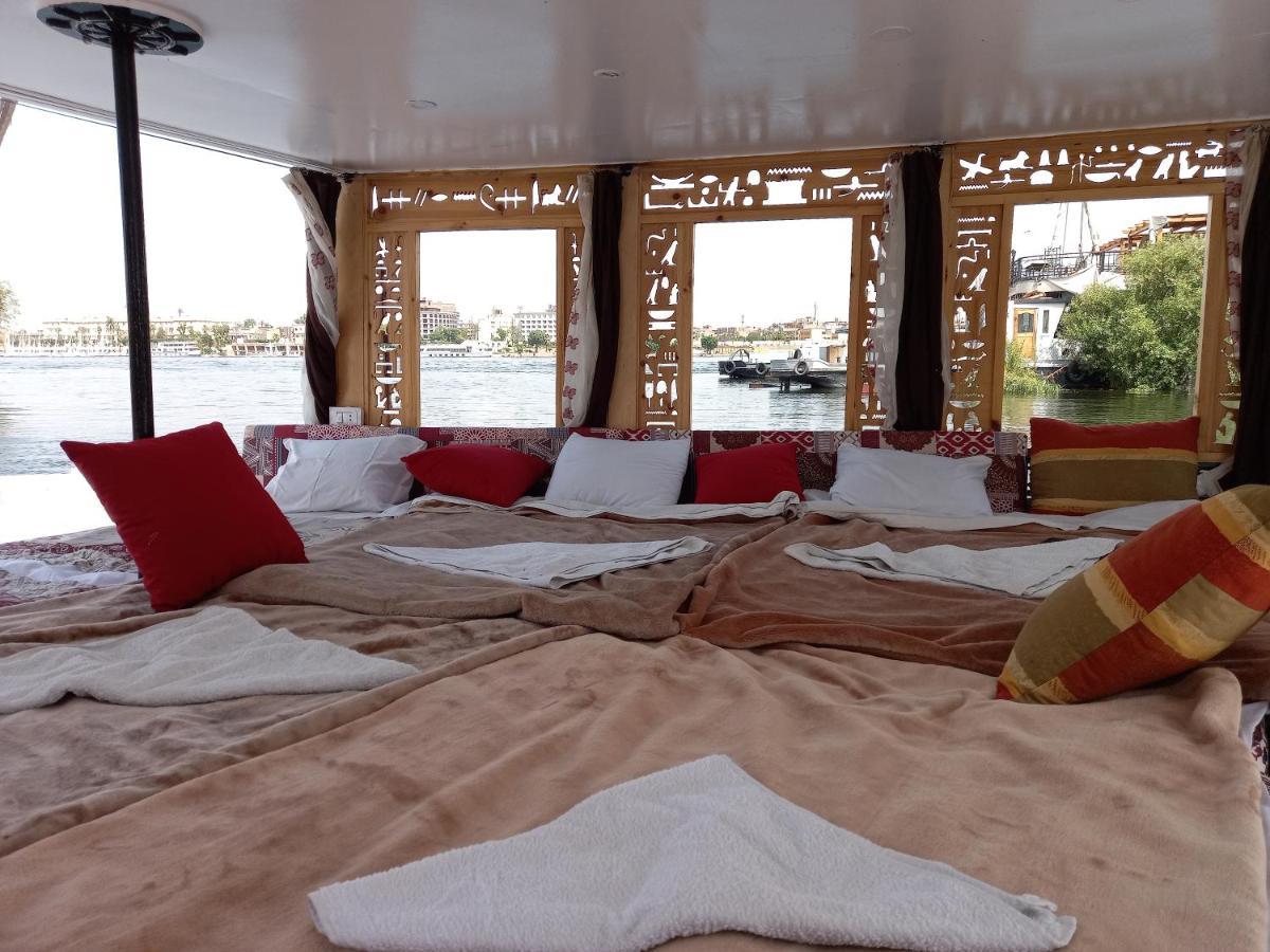 Nile Sunrise Felucca Boat Private Rental Luksor Dış mekan fotoğraf