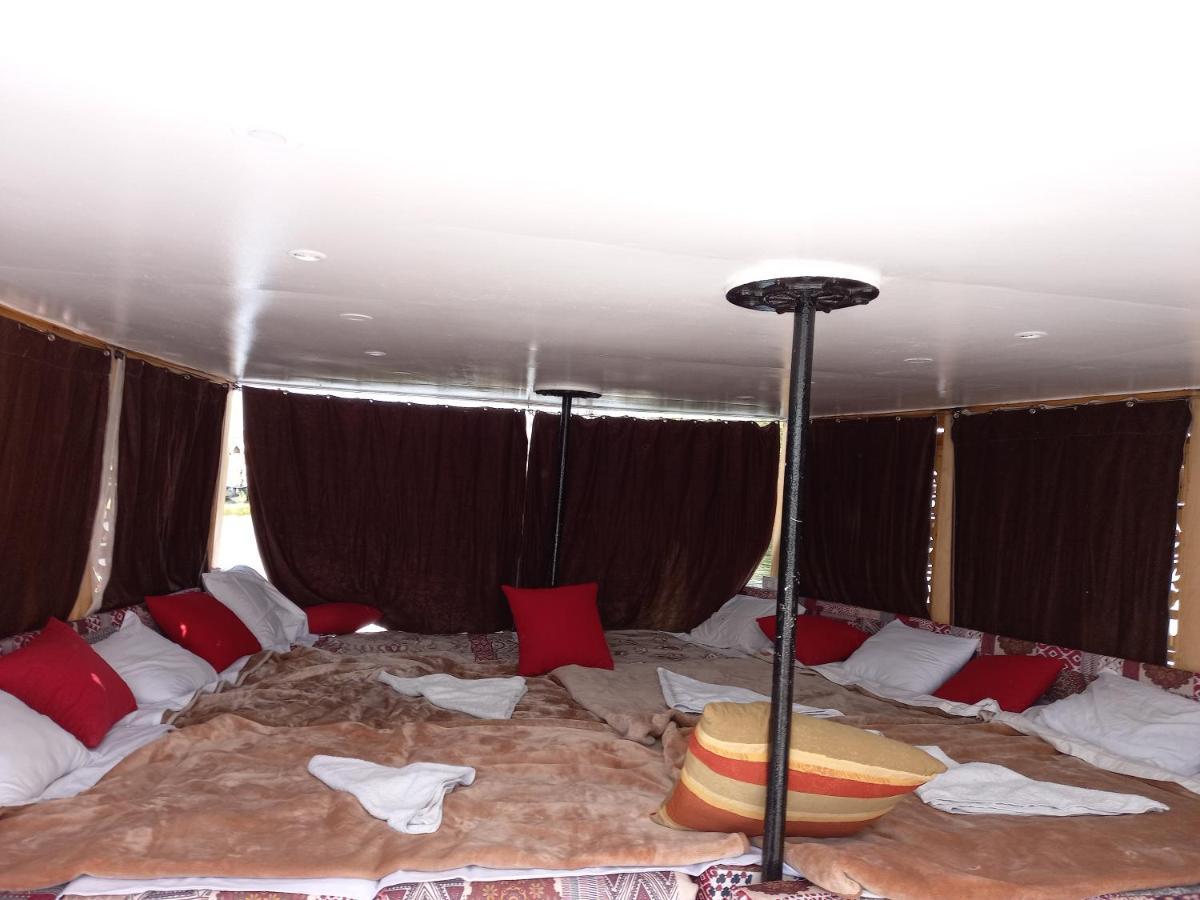 Nile Sunrise Felucca Boat Private Rental Luksor Dış mekan fotoğraf