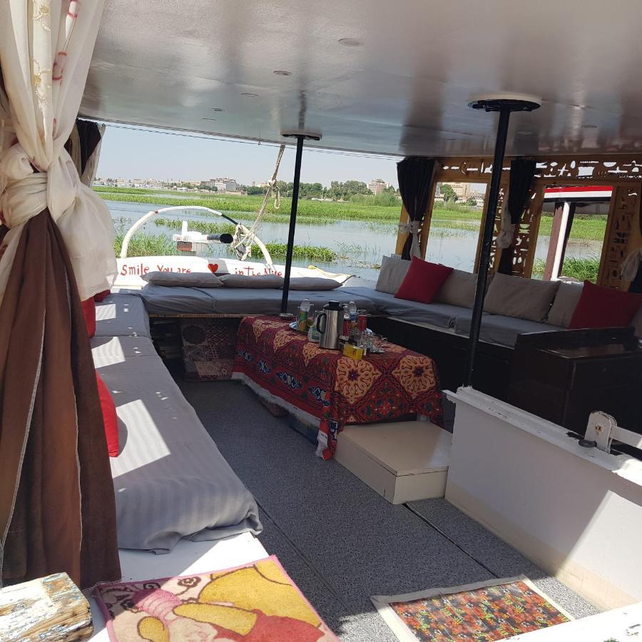 Nile Sunrise Felucca Boat Private Rental Luksor Dış mekan fotoğraf
