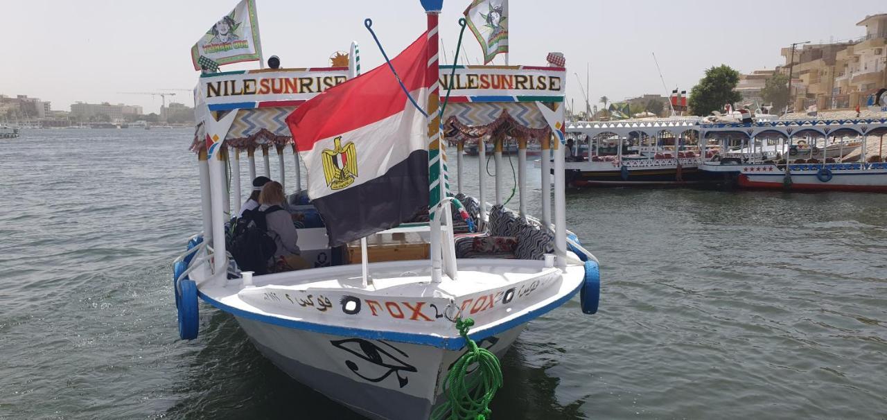 Nile Sunrise Felucca Boat Private Rental Luksor Dış mekan fotoğraf